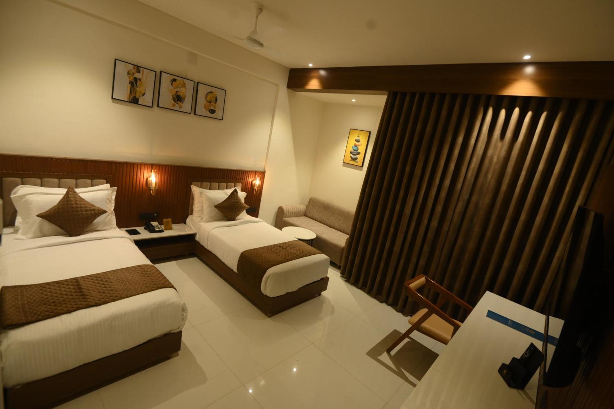 Kings Kraft Tremezzo Inn, Somnath Somnāth Exterior foto