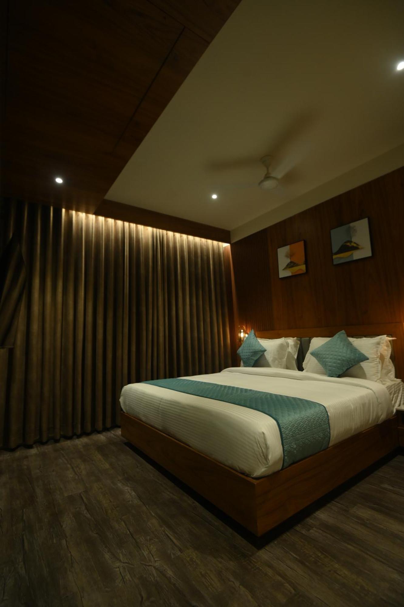 Kings Kraft Tremezzo Inn, Somnath Somnāth Exterior foto